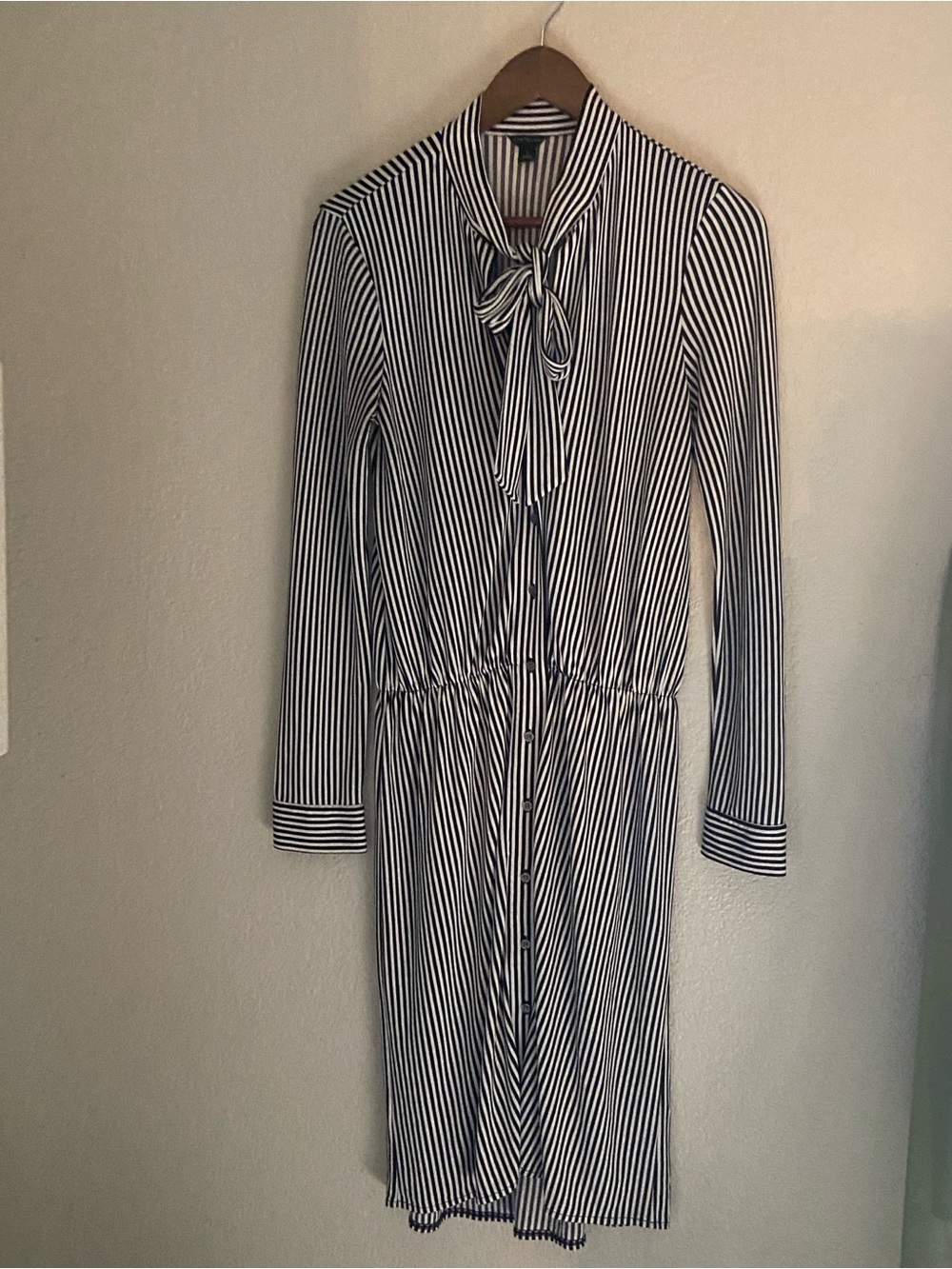 Ann Taylor Blk White Stripped Tie Neck Shirt Dress Size S NWOT